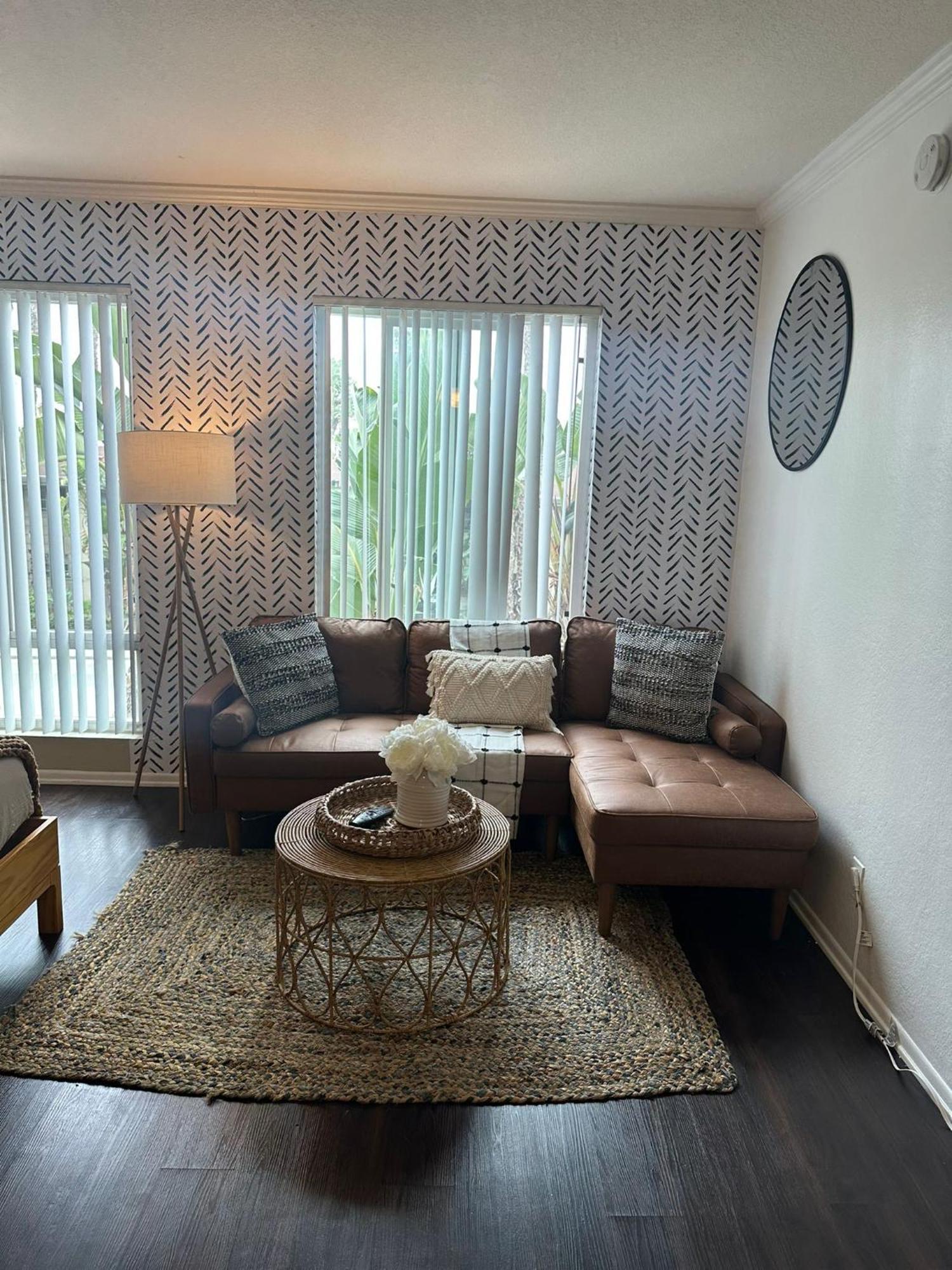 Loft Apartments At Hollywood Free Parking Close To Studios Universal Los Angeles Dış mekan fotoğraf